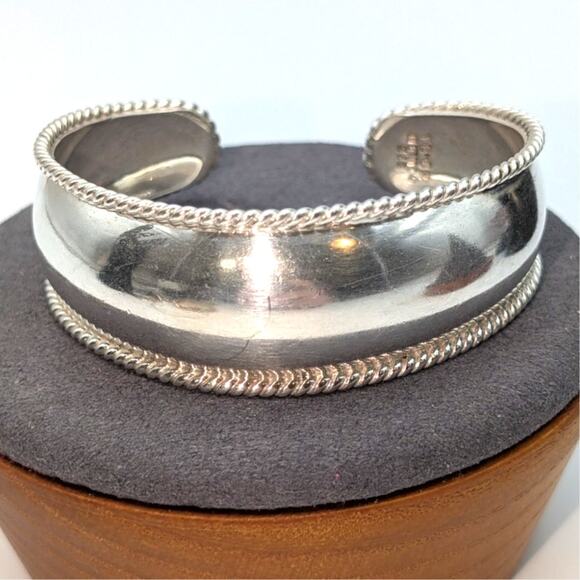 Taxco Jewelry - Vintage Taxco 925 Sterling Silver Rope Border Cuff Bracelet 24.97g